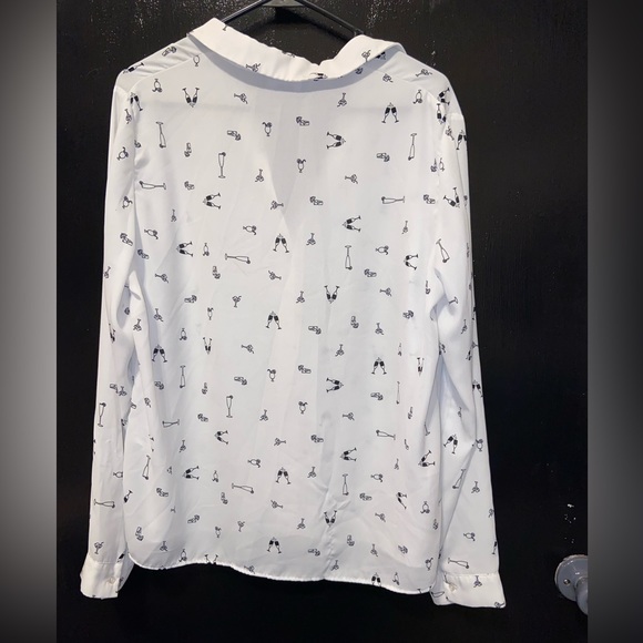 atmosphere blouse - Picture 2 of 4